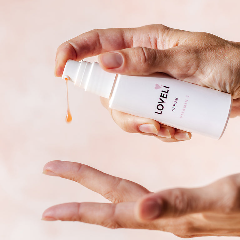 NEW!!!!!  𝐋𝐨𝐯𝐞𝐥𝐢 Vitamin C serum